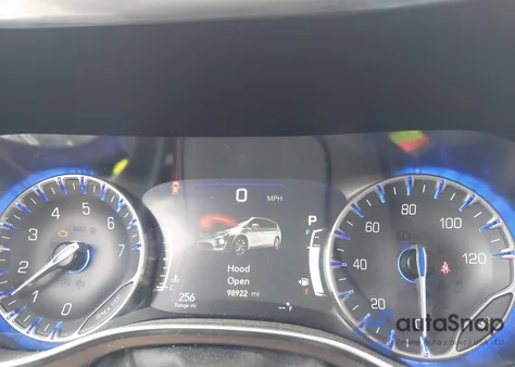 2017 Chrysler Pacifica Touring-L Plus из США, поврежденный, VIN 2C4RC1EG4HR519936